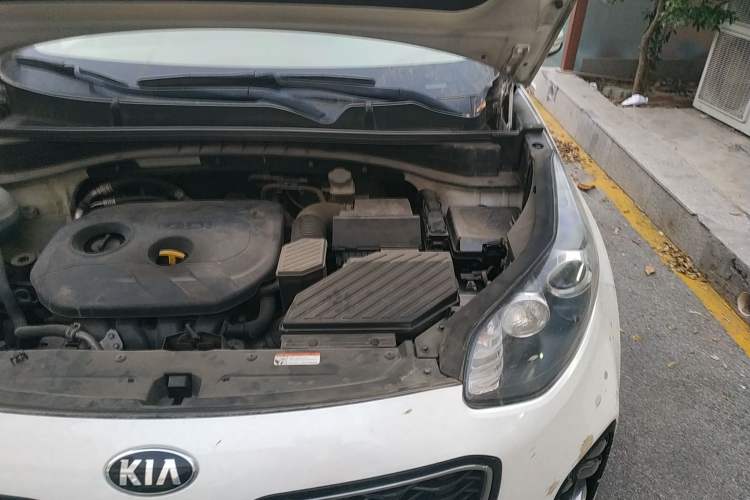 Used Kia KX5 2016 2.0L Automatic 2WD GLS Engine Bay Left