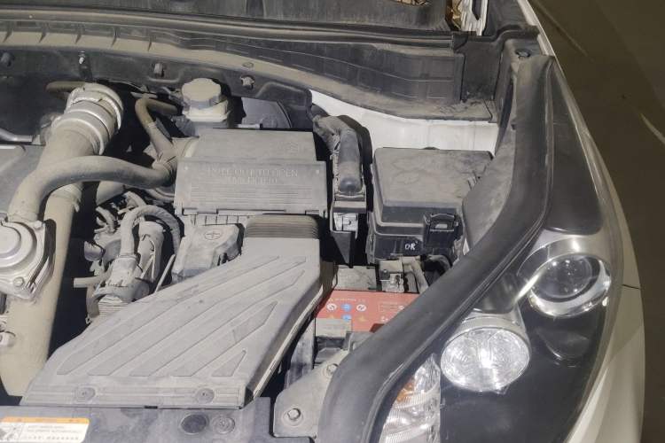 Used Kia KX5 2016 1.6T Automatic Two-Wheel Drive DLX Engine Bay Left