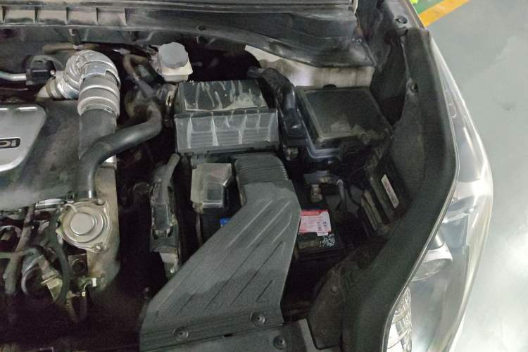Used Kia KX5 2016 1.6T Automatic Two-Wheel Drive DLX Engine Bay Left