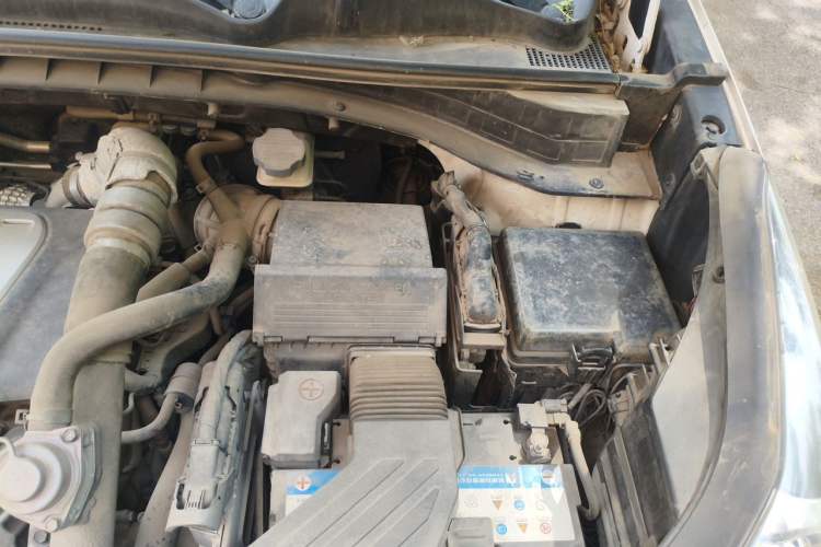 Used Kia KX5 2016 1.6T Automatic Two-Wheel Drive DLX Engine Bay Left