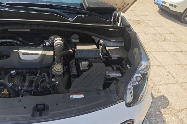 Used Kia KX5 2016 1.6T Automatic Two-Wheel Drive Premium Engine Bay Left