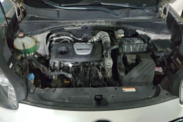 Used Kia KX5 2016 1.6T Automatic Two-Wheel Drive DLX Engine Bay