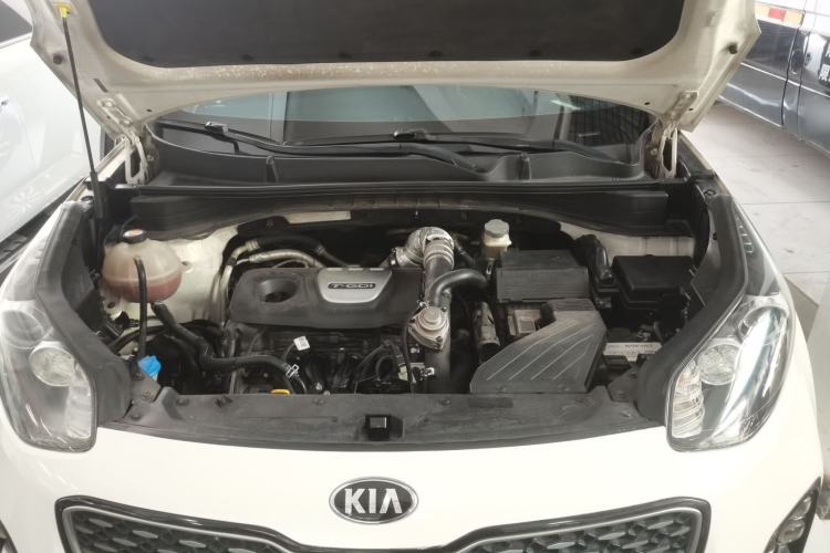 Used Kia KX5 2016 1.6T Automatic Two-Wheel Drive DLX Engine Bay