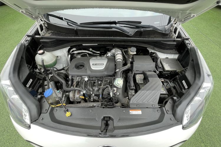 Used Kia KX5 2016 1.6T Automatic Two-Wheel Drive DLX Engine Bay