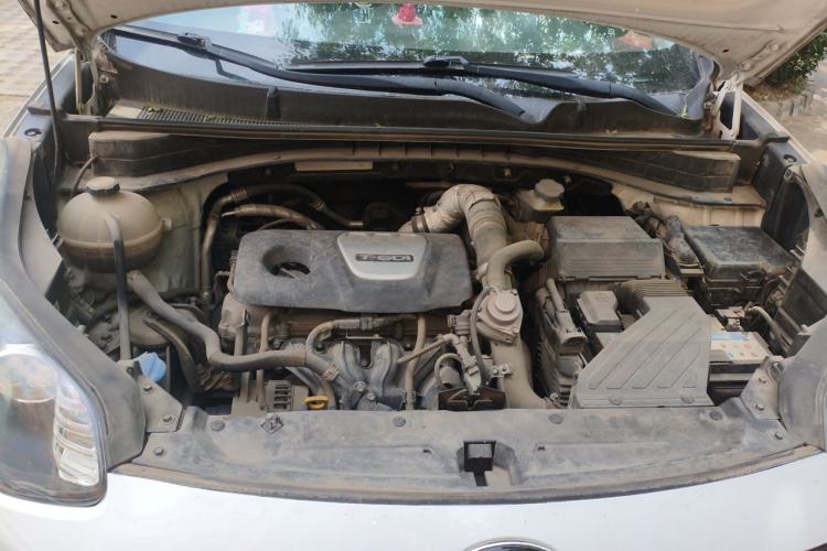 Used Kia KX5 2016 1.6T Automatic Two-Wheel Drive DLX Engine Bay