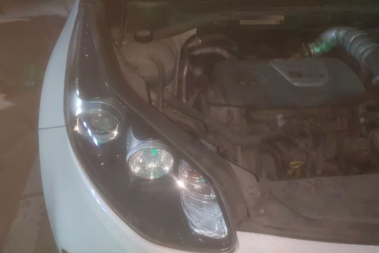 Used Kia KX5 2016 1.6T Automatic Two-Wheel Drive Premium Engine Bay Right