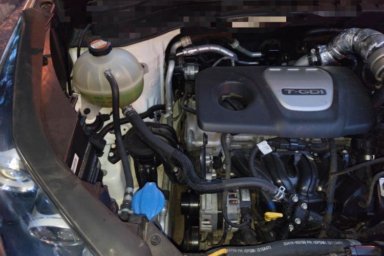 Used Kia KX5 2016 1.6T Automatic Two-Wheel Drive Premium Engine Bay Right