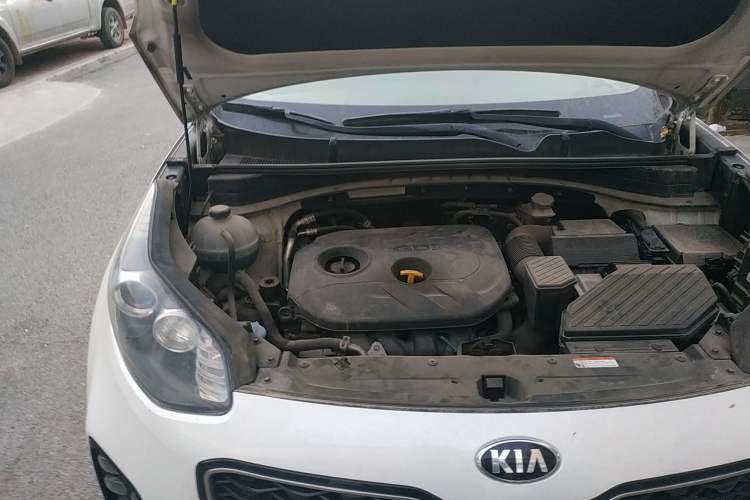 Used Kia KX5 2016 2.0L Automatic 2WD GLS Engine Bay Right