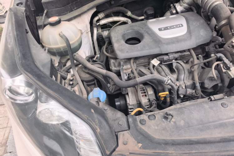 Used Kia KX5 2016 1.6T Automatic Two-Wheel Drive Premium Engine Bay Right