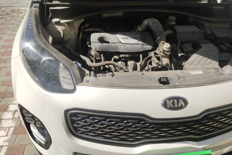 Used Kia KX5 2016 1.6T Automatic Two-Wheel Drive Premium Engine Bay Right