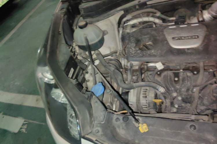 Used Kia KX5 2016 1.6T Automatic Two-Wheel Drive DLX Engine Bay Right