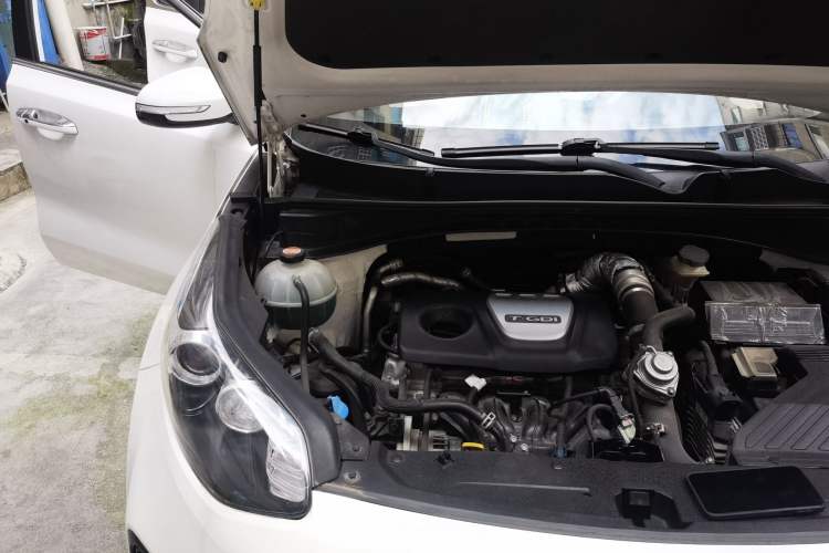 Used Kia KX5 2016 1.6T Automatic Two-Wheel Drive DLX Engine Bay Right