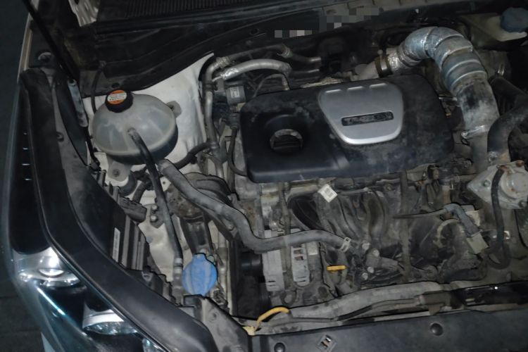 Used Kia KX5 2016 1.6T Automatic Two-Wheel Drive DLX Engine Bay Right