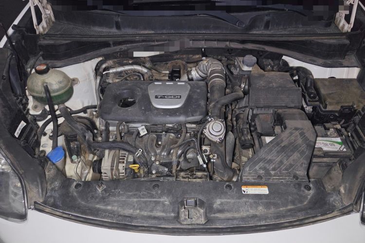 Used Kia KX5 2016 1.6T Automatic Two-Wheel Drive DLX Engine Bay