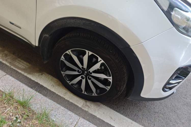 Used Kia KX5 2016 1.6T Automatic Two-Wheel Drive Premium Exterior 1