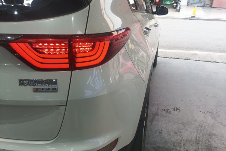 Used Kia KX5 2016 1.6T Automatic Two-Wheel Drive Premium Exterior 1