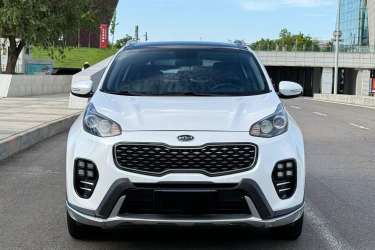Used Kia KX5 2016 1.6T Automatic Two-Wheel Drive Premium Exterior 1