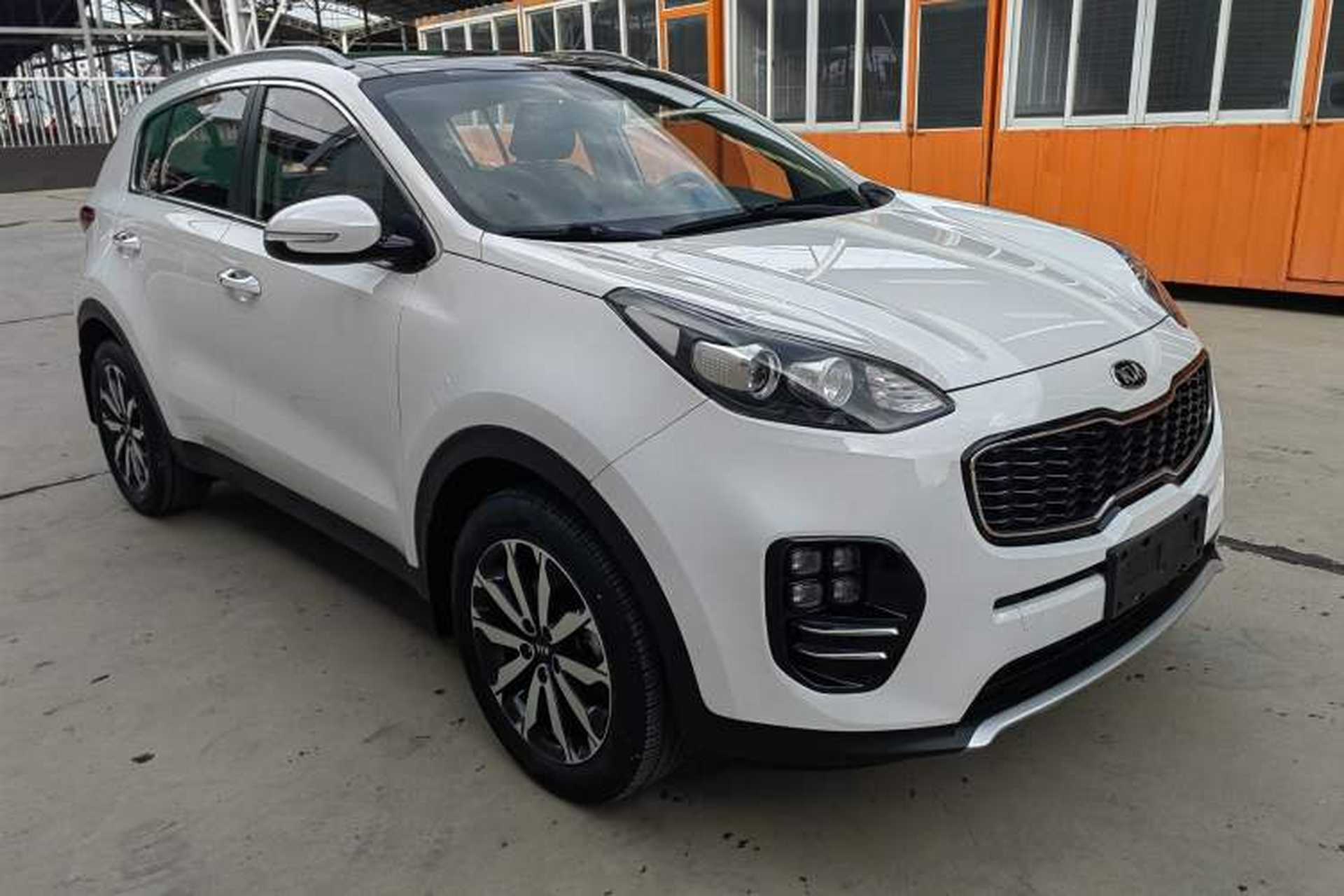 Used Kia KX5 2016 2.0L Automatic 2WD GLS Exterior 2
