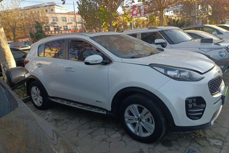Used Kia KX5 2016 1.6T Automatic Two-Wheel Drive DLX Exterior 2