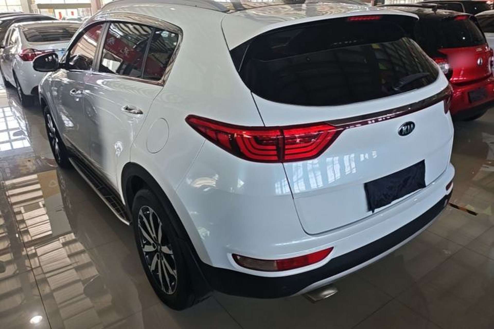 Used Kia KX5 2016 2.0L Automatic 2WD Premium Exterior 2