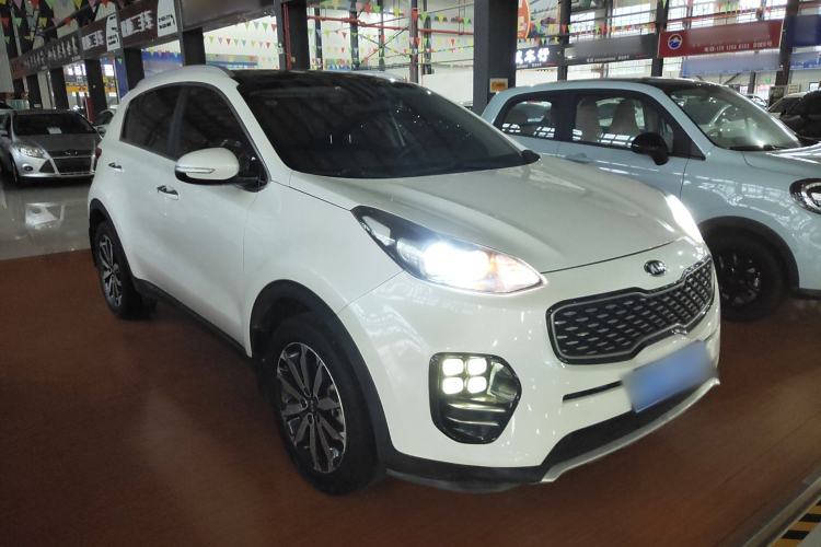 Used Kia KX5 2016 1.6T Automatic Two-Wheel Drive DLX Exterior 2