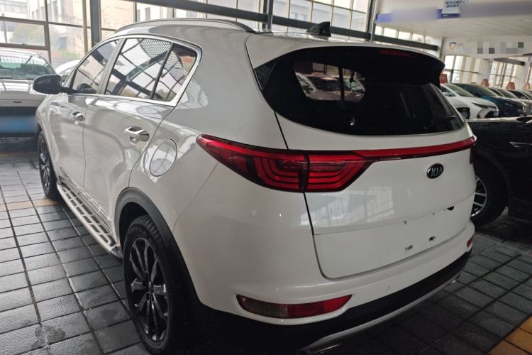 Used Kia KX5 2016 1.6T Automatic Two-Wheel Drive DLX Exterior 2