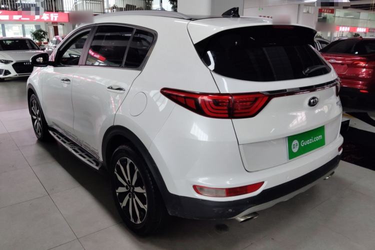 Used Kia KX5 2016 1.6T Automatic Two-Wheel Drive DLX Exterior 2