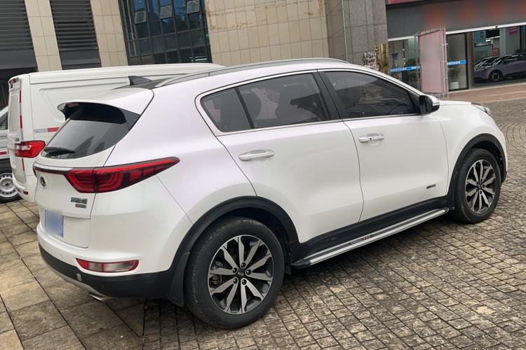 Used Kia KX5 2016 1.6T Automatic Two-Wheel Drive DLX Exterior 3