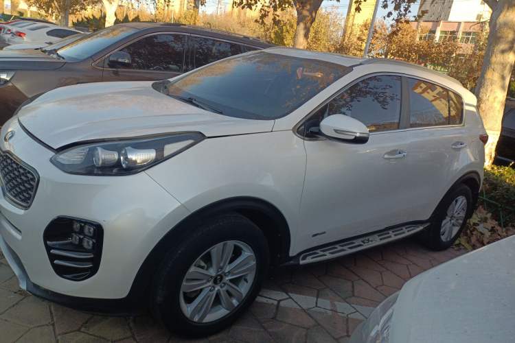 Used Kia KX5 2016 1.6T Automatic Two-Wheel Drive DLX Exterior 5