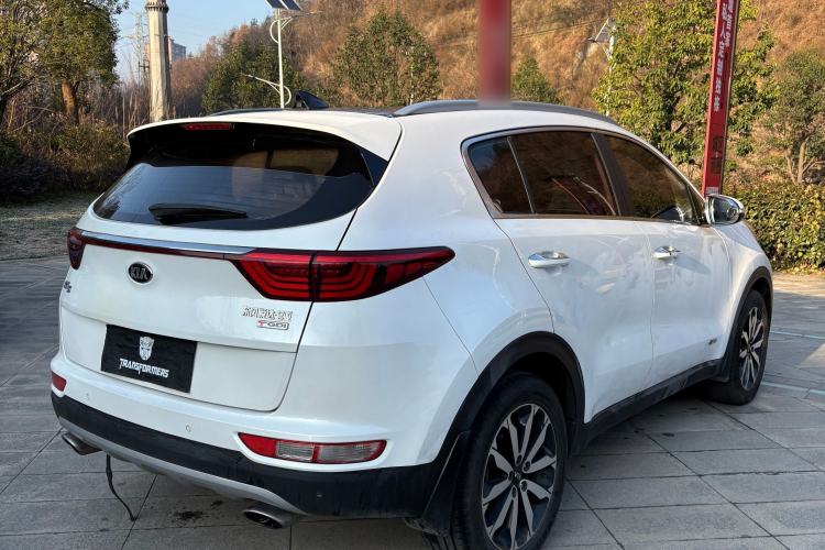 Used Kia KX5 2016 1.6T Automatic Two-Wheel Drive DLX Exterior 5
