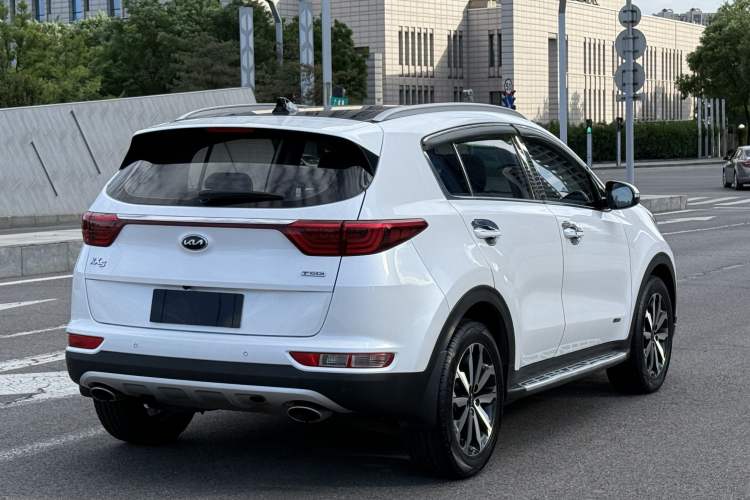 Used Kia KX5 2016 1.6T Automatic Two-Wheel Drive Premium Exterior 6