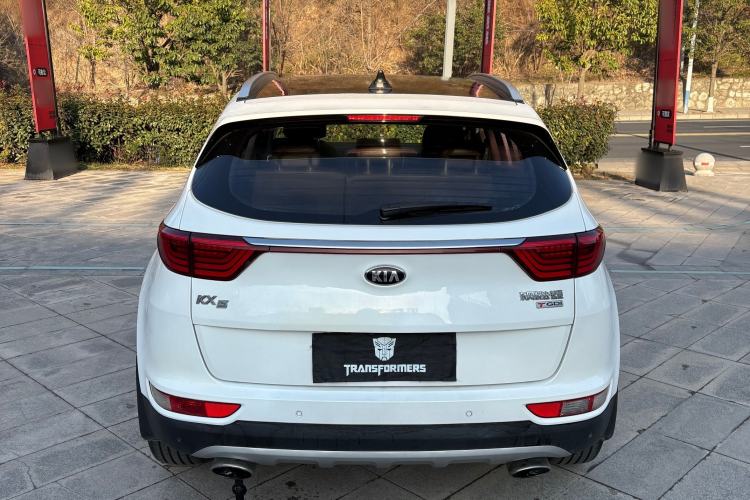 Used Kia KX5 2016 1.6T Automatic Two-Wheel Drive DLX Exterior 6