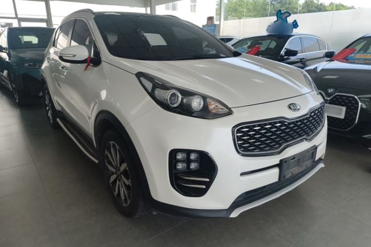 Used Kia KX5 2016 1.6T Automatic Two-Wheel Drive DLX Front Right 45 Deg