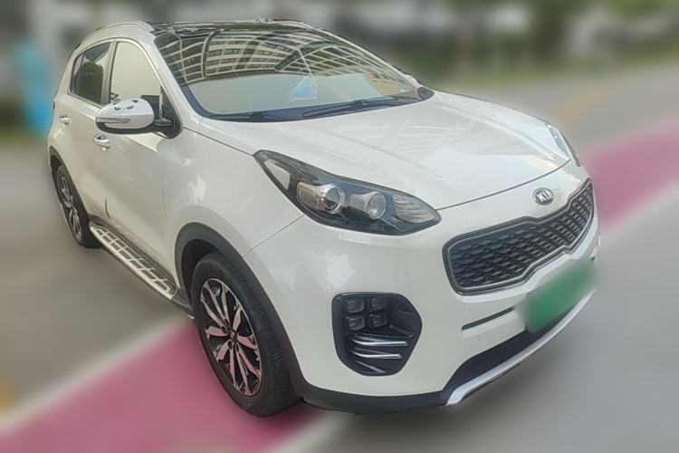 Used Kia KX5 2016 1.6T Automatic Two-Wheel Drive DLX Front Right 45 Deg