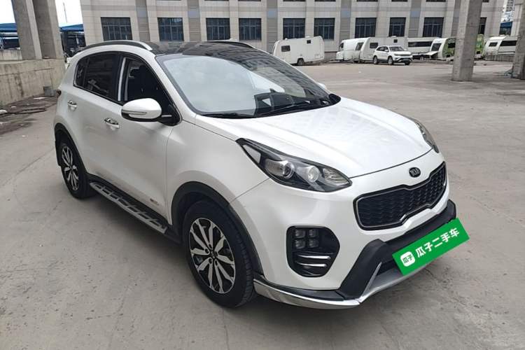 Used Kia KX5 2016 2.0L Automatic 2WD GLS Front Right 45 Deg