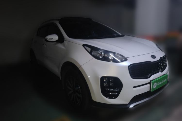 Used Kia KX5 2016 2.0L Automatic 2WD GLS Front Right 45 Deg