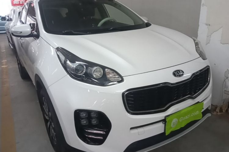 Used Kia KX5 2016 2.0L Automatic 2WD GLS Front Right 45 Deg
