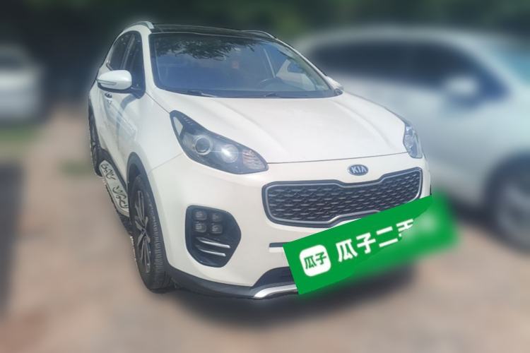 Used Kia KX5 2016 1.6T Automatic Two-Wheel Drive DLX Front Right 45 Deg
