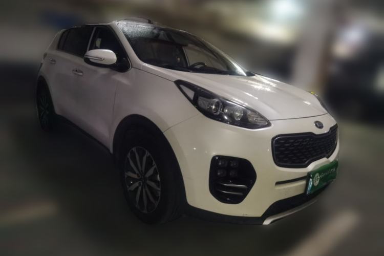 Used Kia KX5 2016 1.6T Automatic Two-Wheel Drive DLX Front Right 45 Deg