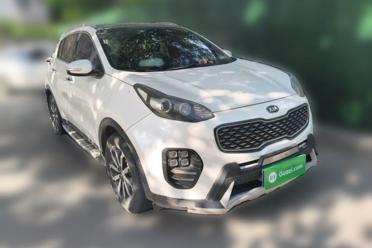 Used Kia KX5 2016 1.6T Automatic Two-Wheel Drive DLX Front Right 45 Deg