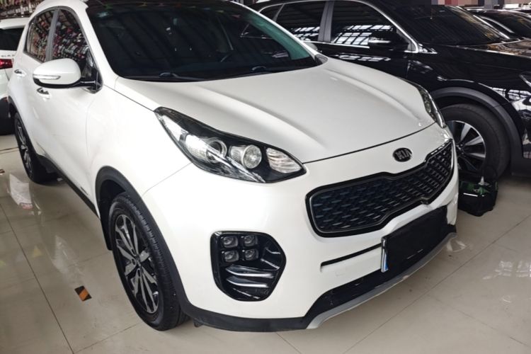 Used Kia KX5 2016 1.6T Automatic Two-Wheel Drive DLX Front Right 45 Deg