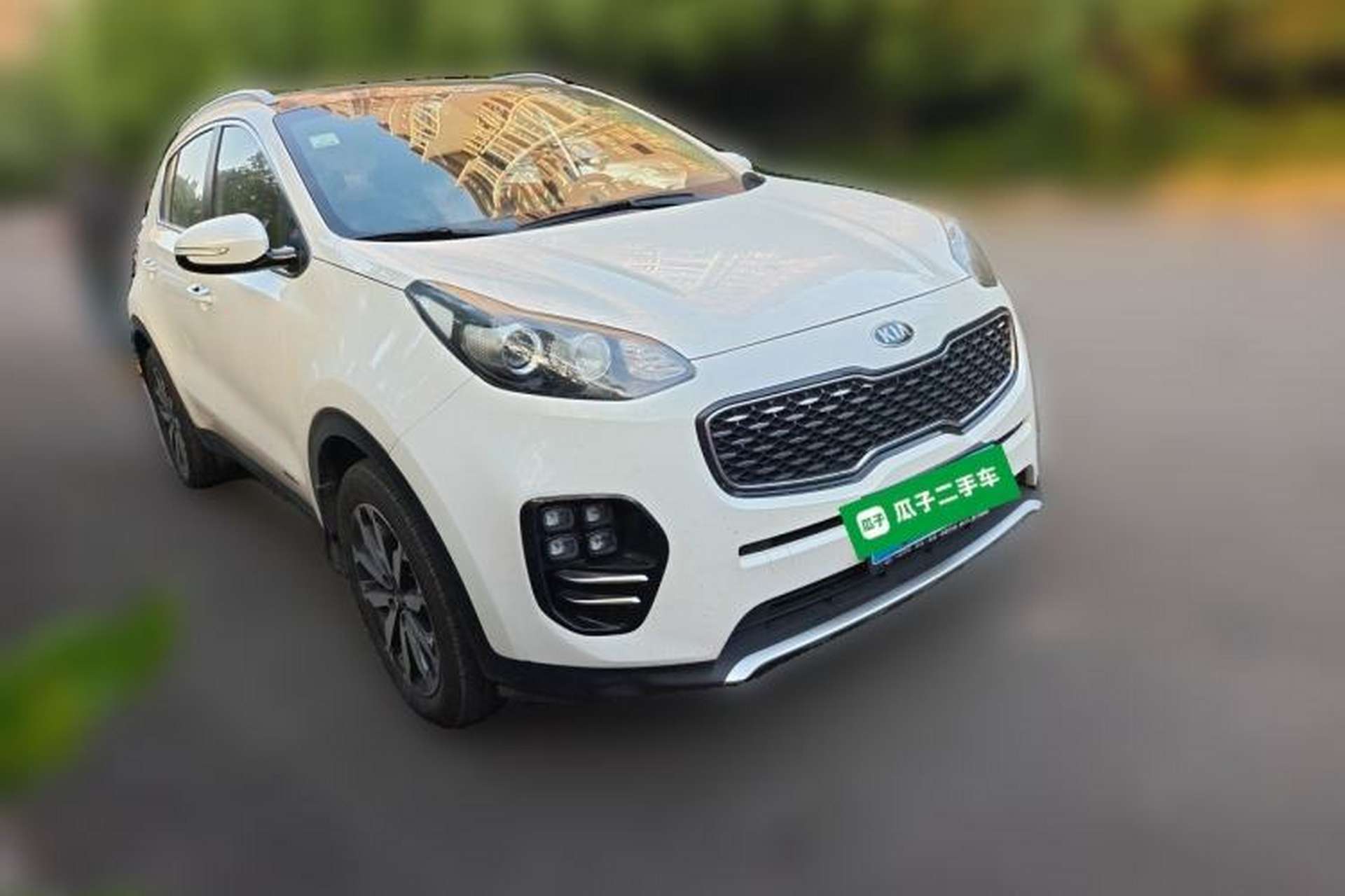 Used Kia KX5 2016 1.6T Automatic Two-Wheel Drive DLX Front Right 45 Deg