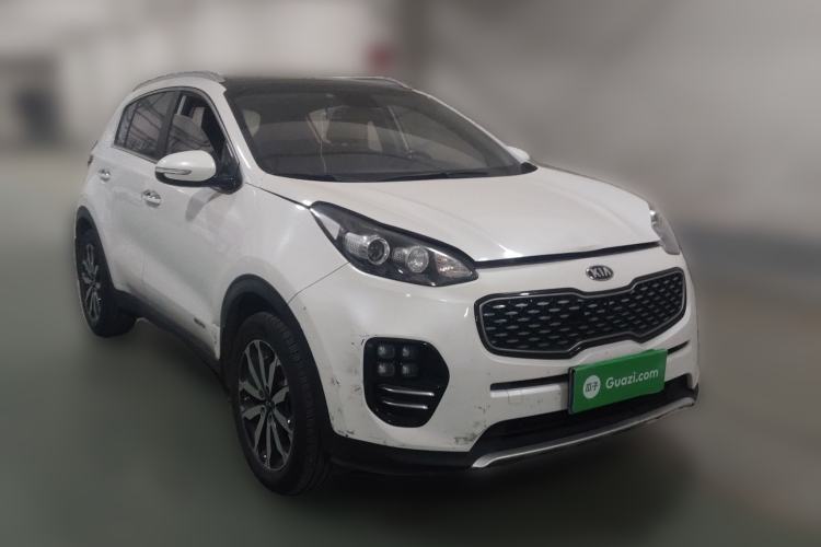 Used Kia KX5 2016 1.6T Automatic Two-Wheel Drive DLX Front Right 45 Deg