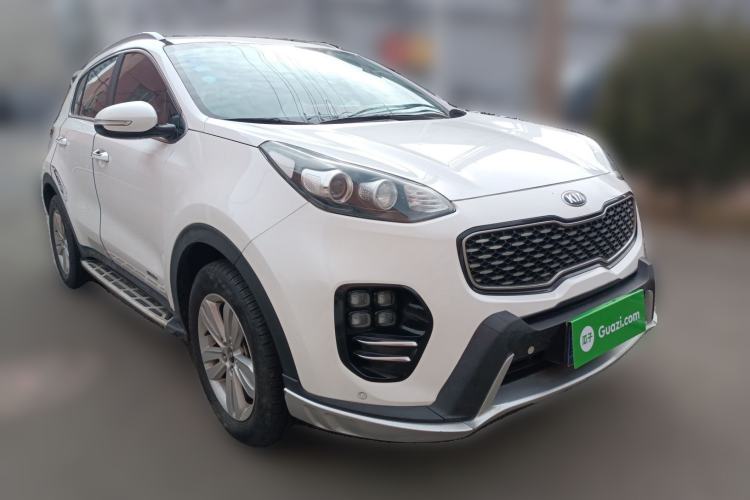 Used Kia KX5 2016 1.6T Automatic Two-Wheel Drive DLX Front Right 45 Deg