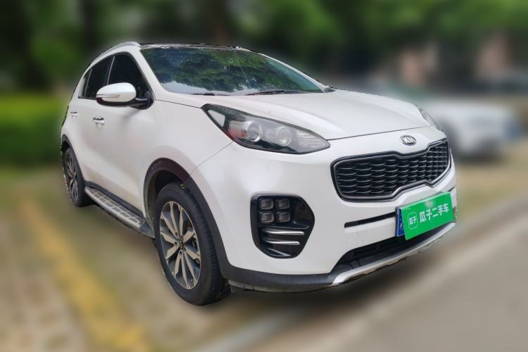 Used Kia KX5 2016 2.0L Automatic 2WD GLS Front Right 45 Deg