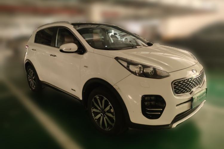 Used Kia KX5 2016 1.6T Automatic All-Wheel Drive Premium Front Right 45 Deg