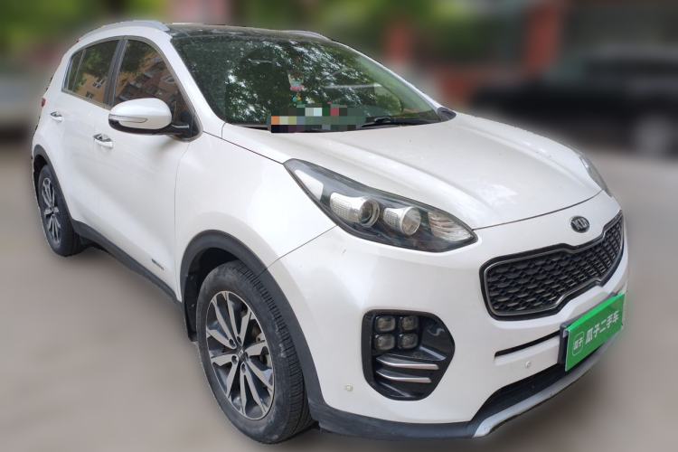 Used Kia KX5 2016 1.6T Automatic Two-Wheel Drive DLX Front Right 45 Deg