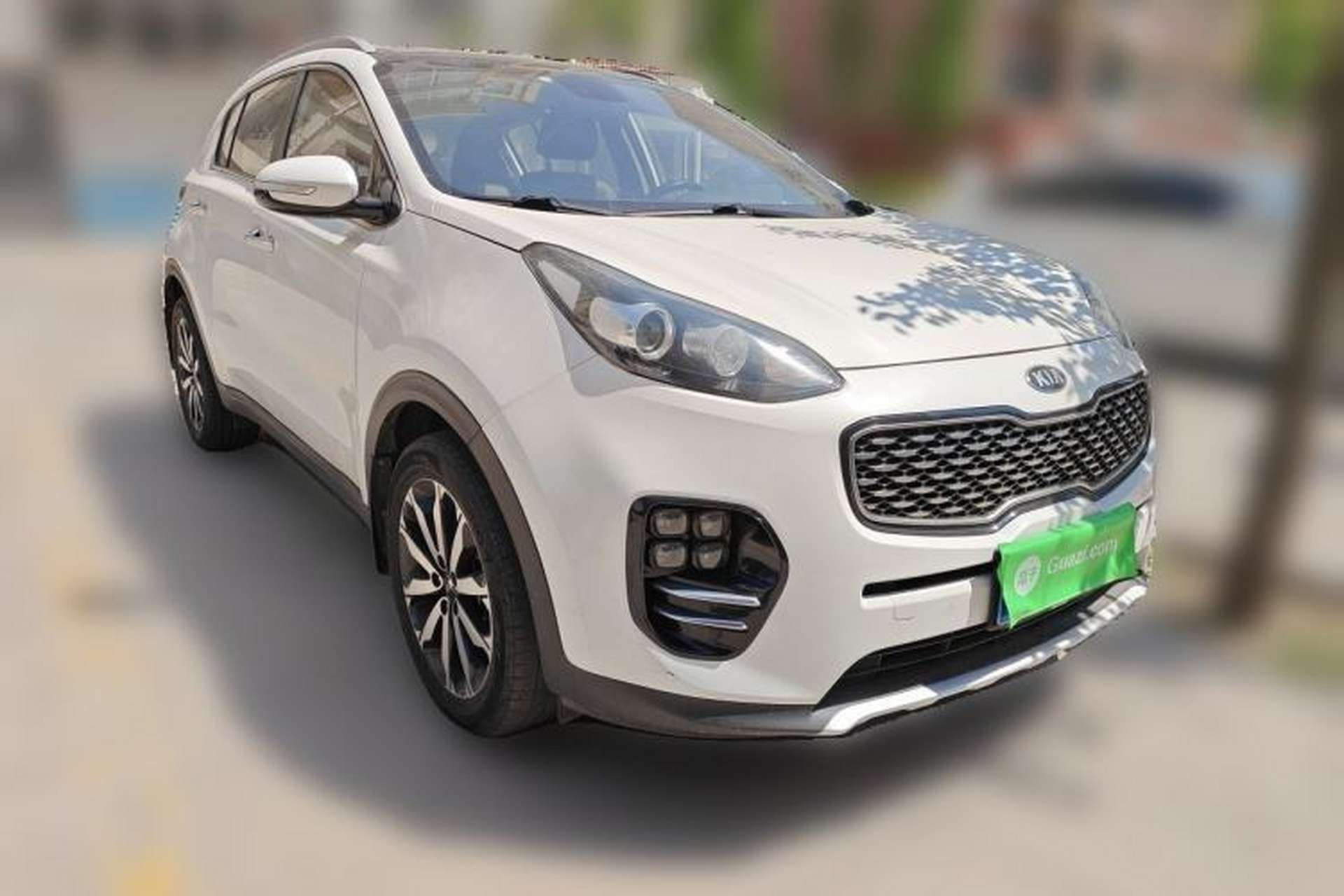 Used Kia KX5 2016 1.6T Automatic Two-Wheel Drive DLX Front Right 45 Deg