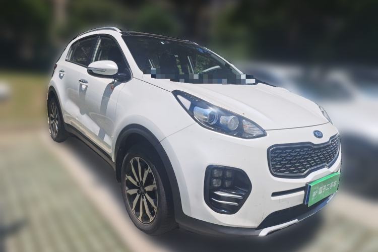 Used Kia KX5 2016 1.6T Automatic Two-Wheel Drive DLX Front Right 45 Deg