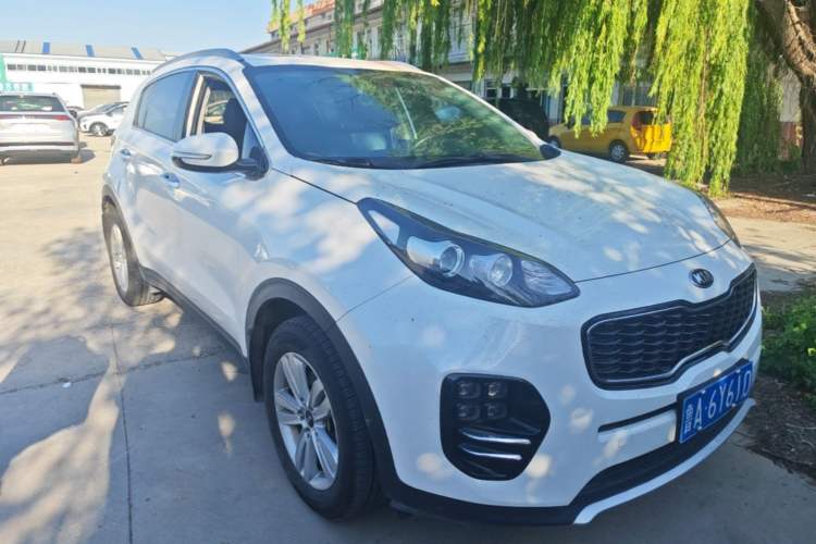 Used Kia KX5 2016 2.0L Automatic 2WD GLS Front Right 45 Deg